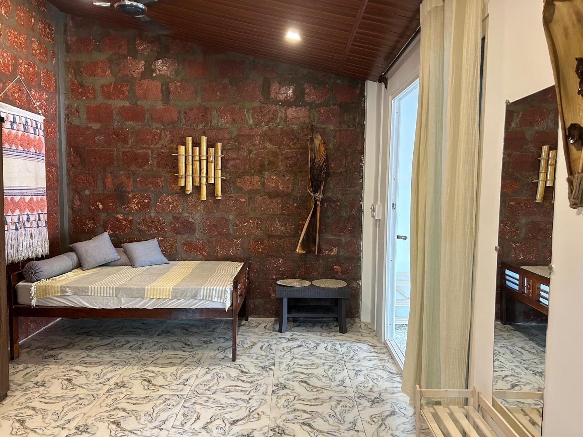 Palm Breeze Guest house *